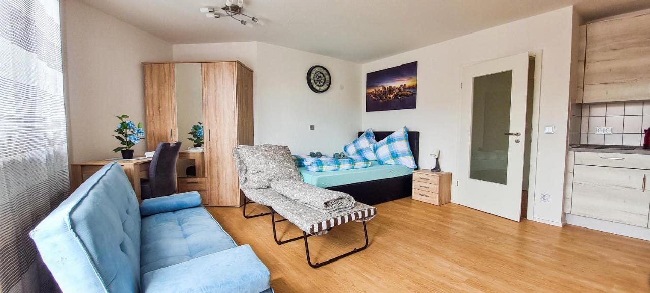 Ruhige Wohnung Im . Private Parkplatz ,Balkon ,Netflix Нюрнберг Экстерьер фото